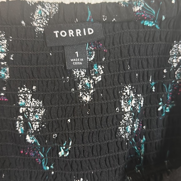 Black Floral Sundress Torrid Size 1 - Picture 4 of 5